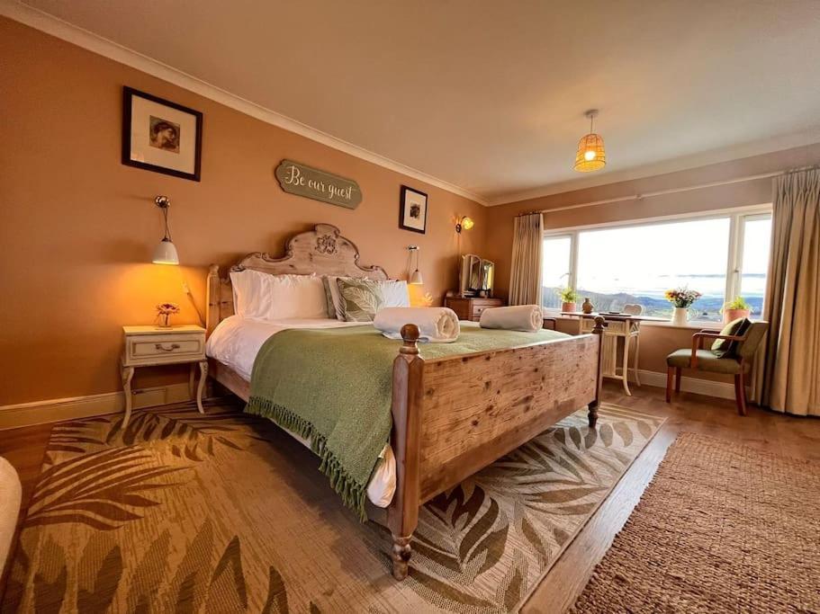Blue Anchor House - Seaview, Hot Tub Apartments מראה חיצוני תמונה