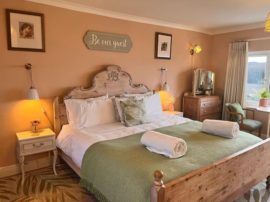 Blue Anchor House - Seaview, Hot Tub Apartments מראה חיצוני תמונה