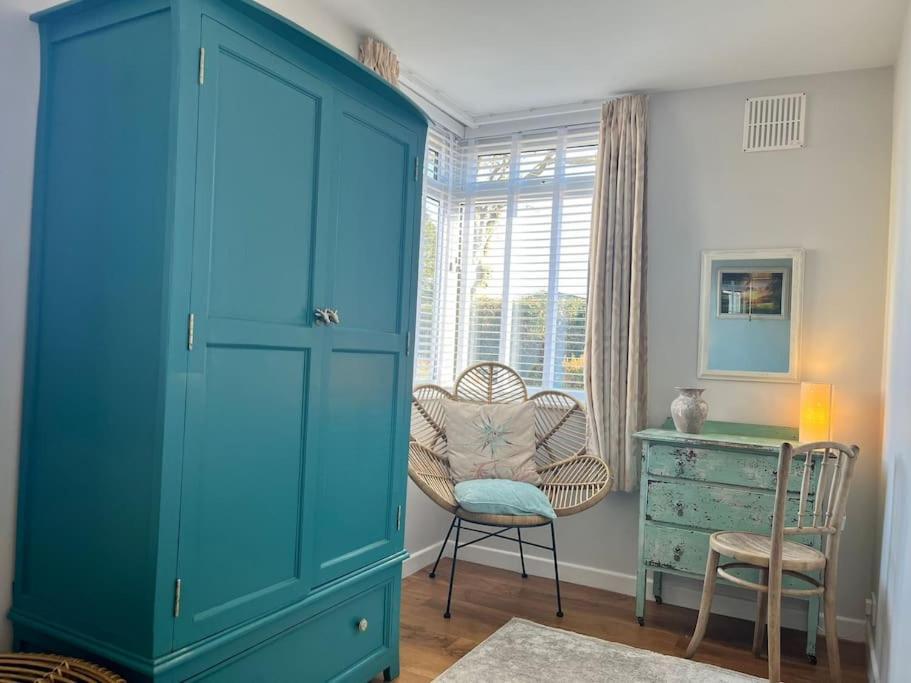 Blue Anchor House - Seaview, Hot Tub Apartments מראה חיצוני תמונה