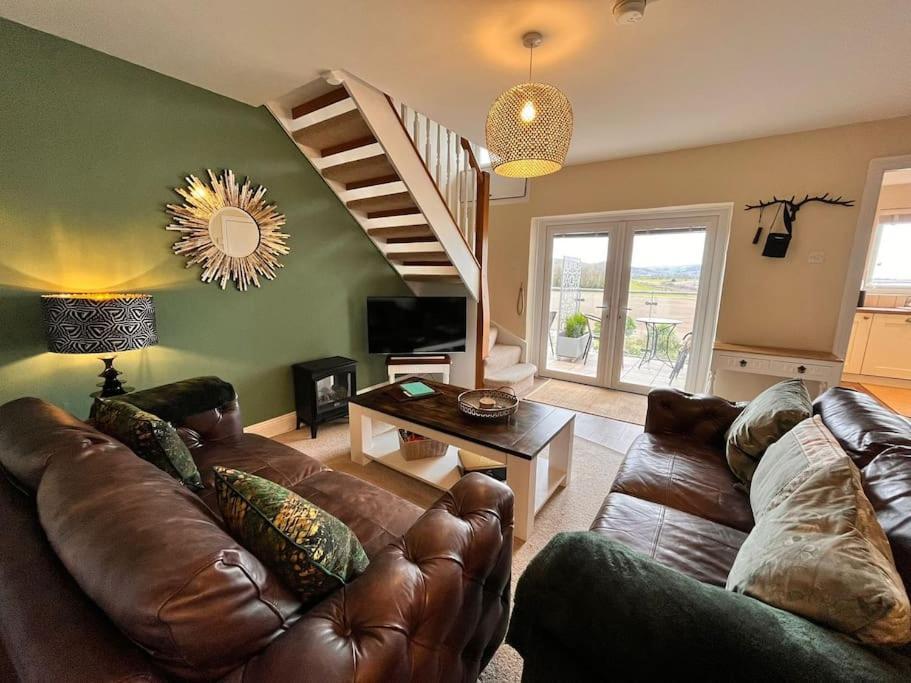 Blue Anchor House - Seaview, Hot Tub Apartments מראה חיצוני תמונה
